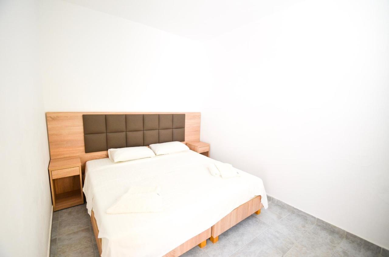 Coralli Apartments Pefki Esterno foto