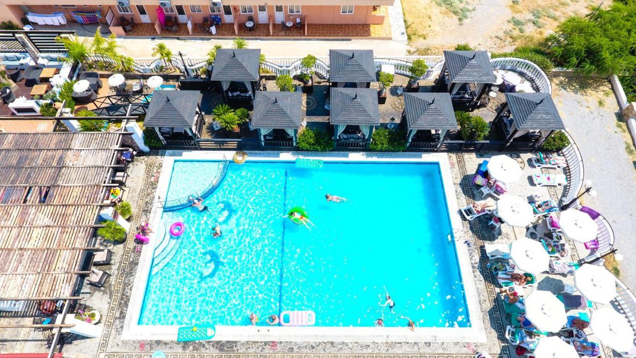 Coralli Apartments Pefki Esterno foto